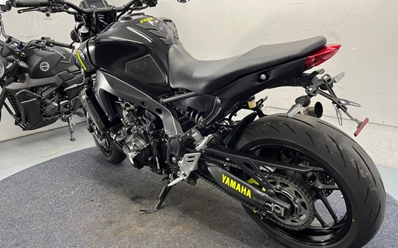 Gebrauchtmotorrad Yamaha MT-09 35kW - Bild 3