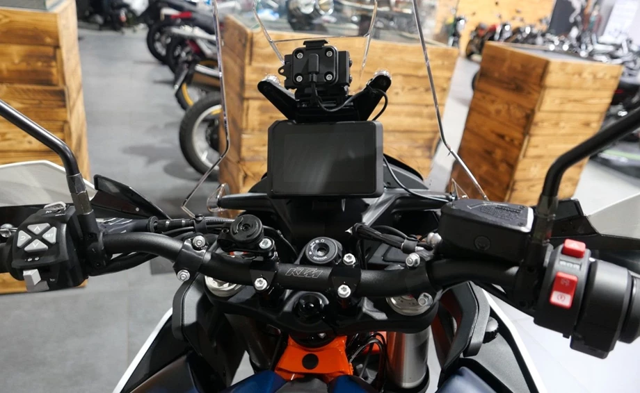 Angebot KTM 890 Adventure R Bild 6: Angebot KTM 890 Adventure R