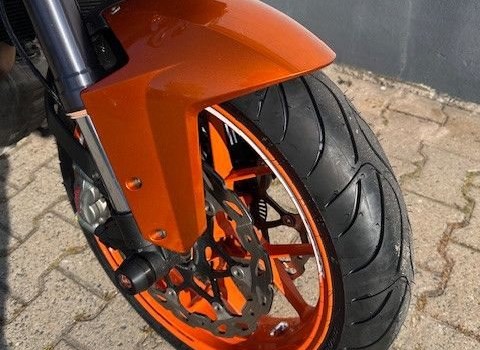 Gebrauchtmotorrad KTM 1290 Super Duke R - Bild 3