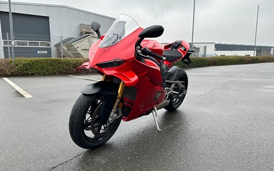 Gebrauchtmotorrad Ducati Panigale V4 S - Bild 3