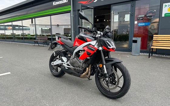 Gebrauchtmotorrad Aprilia Tuono 457 - Bild 1
