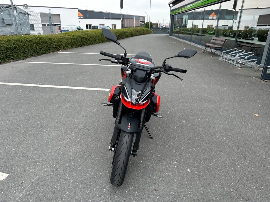 Angebot Aprilia Tuono 457 Bild 2: Angebot Aprilia Tuono 457