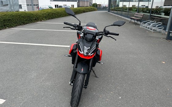 Gebrauchtmotorrad Aprilia Tuono 457 - Bild 2