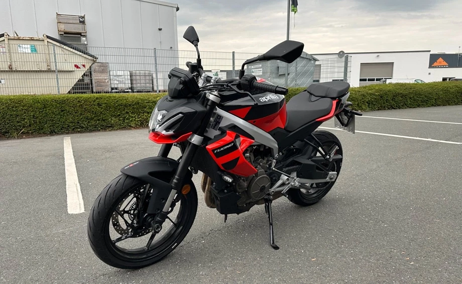 Angebot Aprilia Tuono 457 Bild 3: Angebot Aprilia Tuono 457