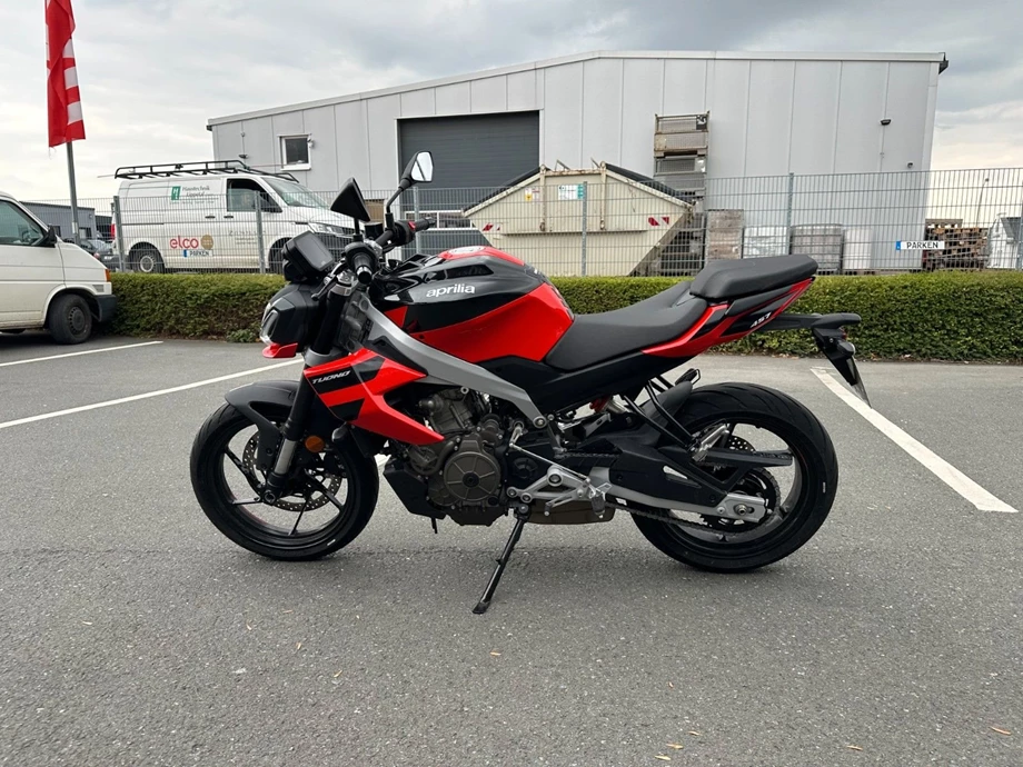 Angebot Aprilia Tuono 457 Bild 4: Angebot Aprilia Tuono 457