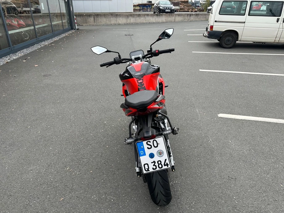 Angebot Aprilia Tuono 457 Bild 7: Angebot Aprilia Tuono 457