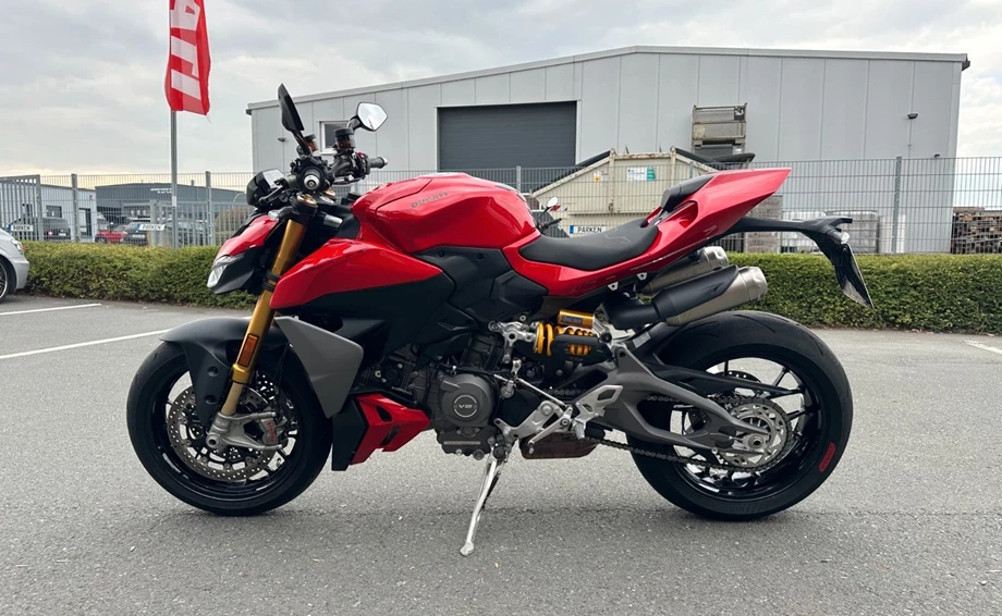 Angebot Ducati Streetfighter V2 S Bild 4: Angebot Ducati Streetfighter V2 S