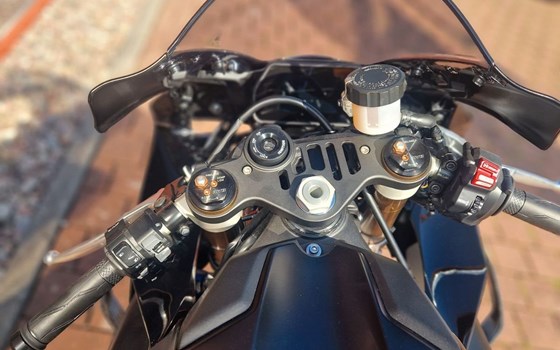 Gebrauchtmotorrad Yamaha R1 RACE - Bild 7