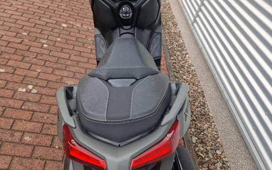Gebrauchtmotorrad Yamaha XMAX 300 - Bild 4