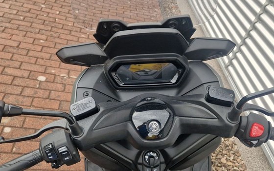 Gebrauchtmotorrad Yamaha XMAX 300 - Bild 5