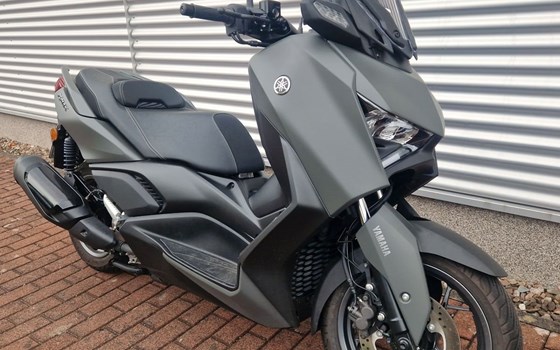 Gebrauchtmotorrad Yamaha XMAX 300 - Bild 8