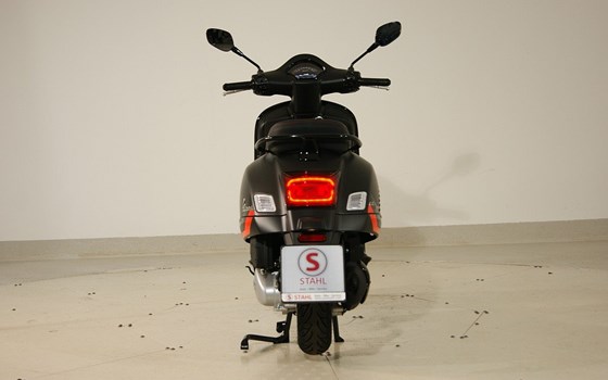 Neufahrzeug Vespa GTS 125 Super Sport - Bild 10 Neufahrzeug Vespa GTS 125 Super Sport - Bild 10