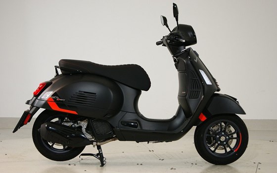 Neufahrzeug Vespa GTS 125 Super Sport - Bild 5 Neufahrzeug Vespa GTS 125 Super Sport - Bild 5