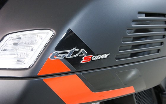 Neufahrzeug Vespa GTS 125 Super Sport - Bild 7
