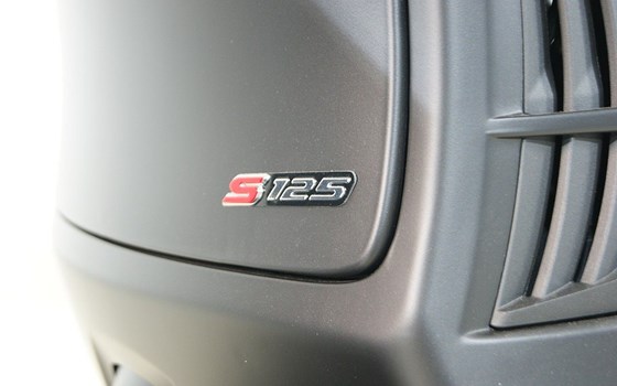 Neufahrzeug Vespa GTS 125 Super Sport - Bild 8 Neufahrzeug Vespa GTS 125 Super Sport - Bild 8