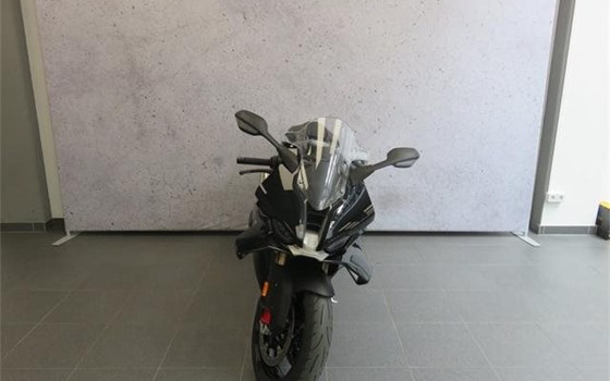 Gebrauchtmotorrad BMW S 1000 RR - Bild 3 Gebrauchtmotorrad BMW S 1000 RR - Bild 3