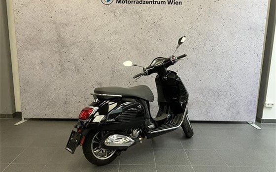 Gebrauchtmotorrad Piaggio Beverly 300 i.e.S - Bild 7 Gebrauchtmotorrad Piaggio Beverly 300 i.e.S - Bild 7
