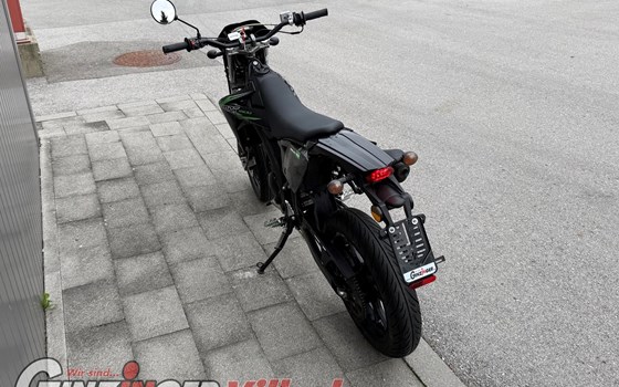 Gebrauchtmotorrad Rieju MRT 50 - Bild 8 Gebrauchtmotorrad Rieju MRT 50 - Bild 8