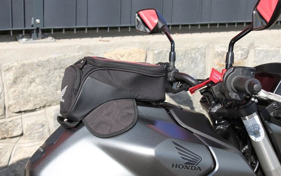 Gebrauchtmotorrad Honda CB750 Hornet - Bild 5 Gebrauchtmotorrad Honda CB750 Hornet - Bild 5