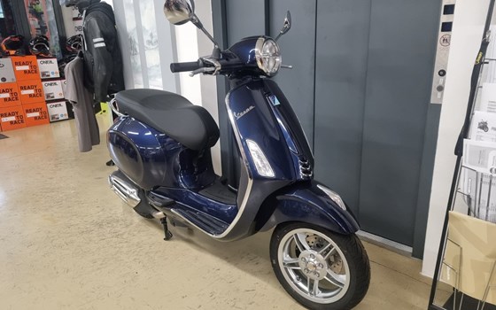 Gebrauchtmotorrad Vespa Primavera 50 - Bild 2 Gebrauchtmotorrad Vespa Primavera 50 - Bild 2