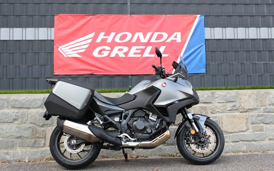 Gebrauchtmotorrad Honda NT1100 - Bild 2 Gebrauchtmotorrad Honda NT1100 - Bild 2