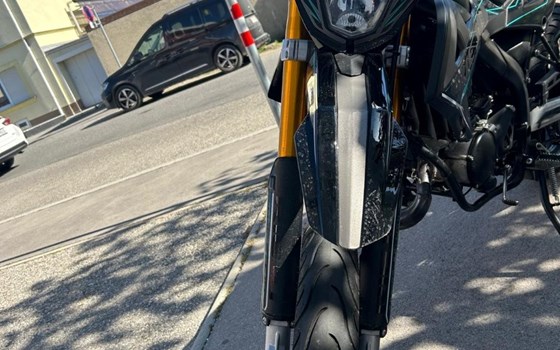 Gebrauchtmotorrad Rieju MRT 50 All Black - Bild 22 Gebrauchtmotorrad Rieju MRT 50 All Black - Bild 22