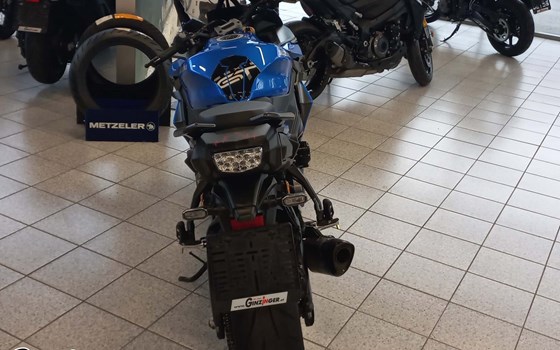 Gebrauchtmotorrad Suzuki GSX-S1000GT - Bild 2 Gebrauchtmotorrad Suzuki GSX-S1000GT - Bild 2