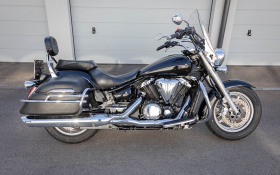 Gebrauchtmotorrad Yamaha XVS 1300 A - Bild 1 Gebrauchtmotorrad Yamaha XVS 1300 A - Bild 1