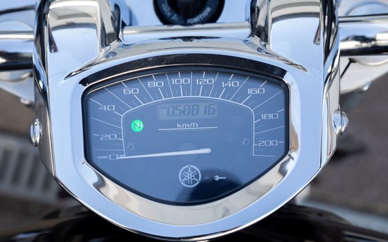 Gebrauchtmotorrad Yamaha XVS 1300 A - Bild 11 Gebrauchtmotorrad Yamaha XVS 1300 A - Bild 11