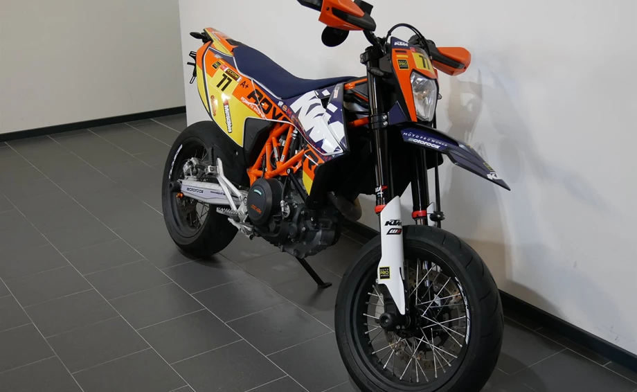 Angebot KTM 690 SMC R Bild 4: Angebot KTM 690 SMC R