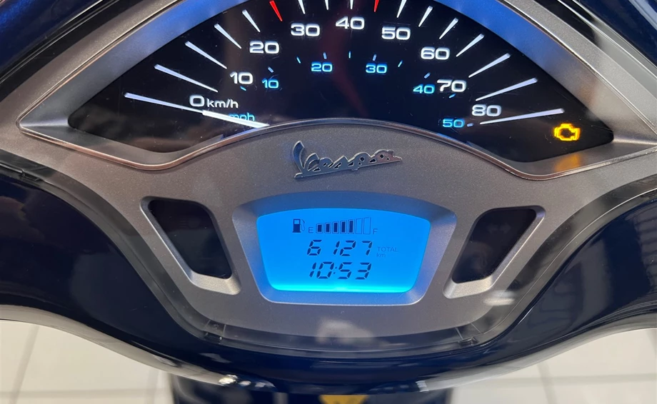 Angebot Vespa Primavera 50 4T Bild 6: Angebot Vespa Primavera 50 4T