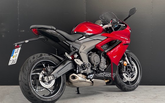 Gebrauchtmotorrad Triumph Daytona 660 - Bild 3