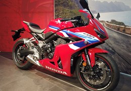 Neumotorrad Honda CBR650R