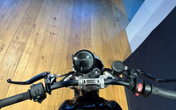 Neufahrzeug Triumph Speed Twin 1200 RS - Bild 7