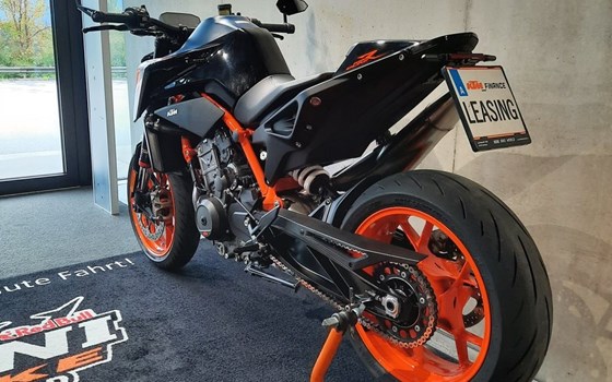 Gebrauchtmotorrad KTM 890 Duke R - Bild 7 Gebrauchtmotorrad KTM 890 Duke R - Bild 7