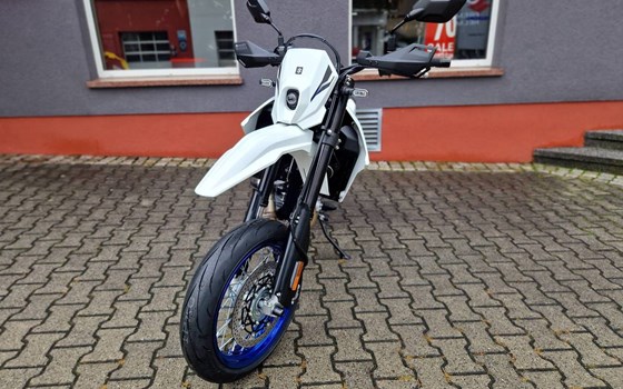 Neufahrzeug Suzuki DR-Z4SM - Bild 8