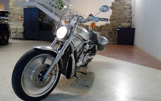 Gebrauchtmotorrad Harley-Davidson V-Rod VRSCA - Bild 12 Gebrauchtmotorrad Harley-Davidson V-Rod VRSCA - Bild 12
