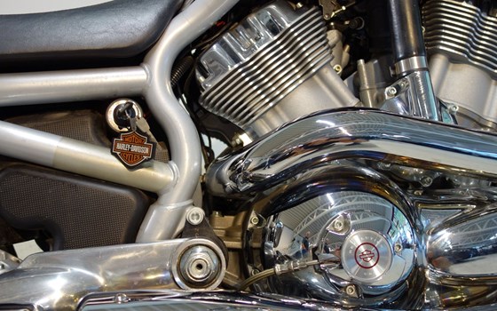 Gebrauchtmotorrad Harley-Davidson V-Rod VRSCA - Bild 22 Gebrauchtmotorrad Harley-Davidson V-Rod VRSCA - Bild 22