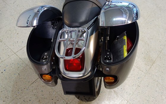 Gebrauchtmotorrad Harley-Davidson V-Rod VRSCA - Bild 26 Gebrauchtmotorrad Harley-Davidson V-Rod VRSCA - Bild 26