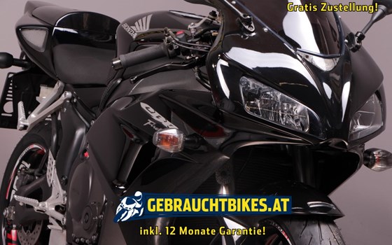 Gebrauchtmotorrad Honda CBR1000RR Fireblade - Bild 2