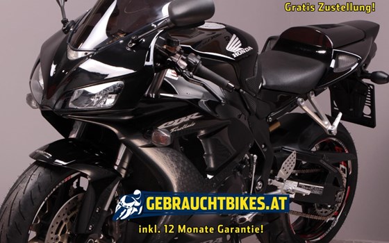 Gebrauchtmotorrad Honda CBR1000RR Fireblade - Bild 3