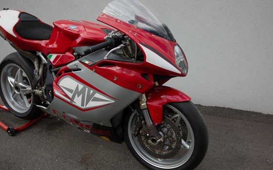Gebrauchtmotorrad MV Agusta F4 1000 S - Bild 5 Gebrauchtmotorrad MV Agusta F4 1000 S - Bild 5