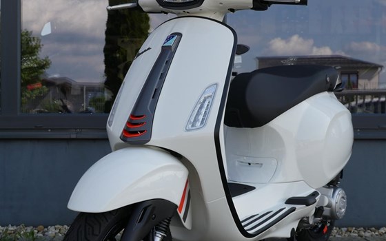 Neufahrzeug Vespa Sprint 50 S - Bild 10