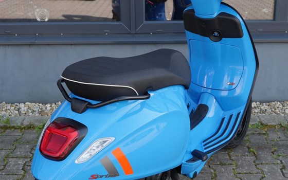 Neufahrzeug Vespa Sprint 50 S - Bild 13