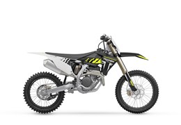 Neumotorrad Triumph TF 250-X
