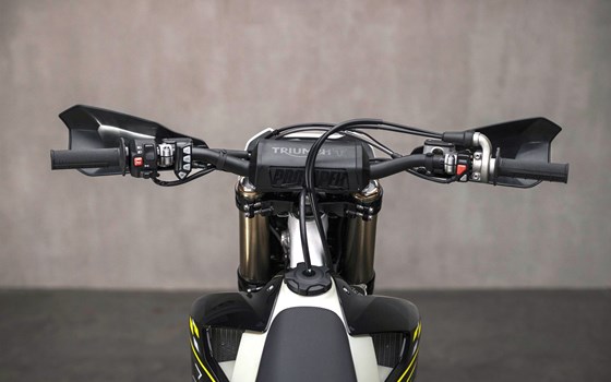 Neufahrzeug Triumph TF 450-E - Bild 11