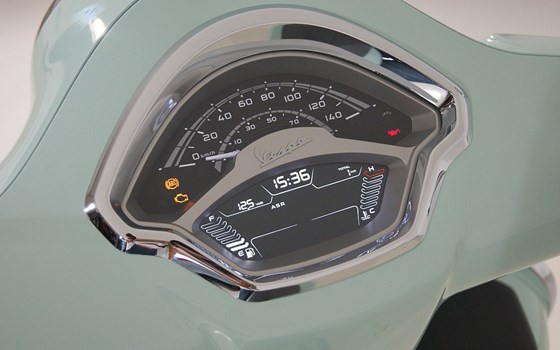 Neufahrzeug Vespa GTS 125 - Bild 12