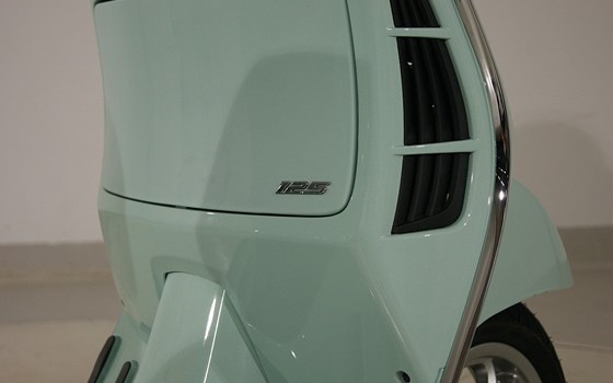 Neufahrzeug Vespa GTS 125 - Bild 6