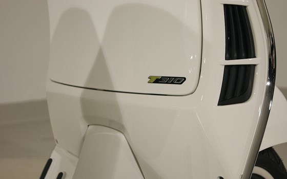 Neufahrzeug Vespa GTS 310 - Bild 7