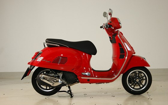 Neufahrzeug Vespa GTS 125 - Bild 3 Neufahrzeug Vespa GTS 125 - Bild 3